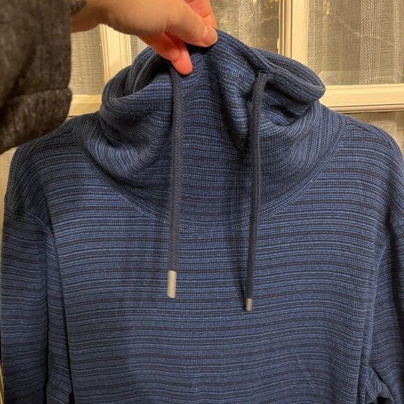 Kenneth Cole and Express Men’s Top Bundle - Picture 11 of 14